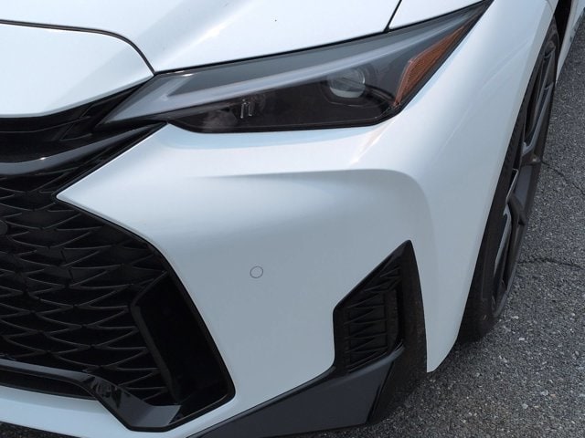 2026 Lexus IS 350 F SPORT - Photo 11