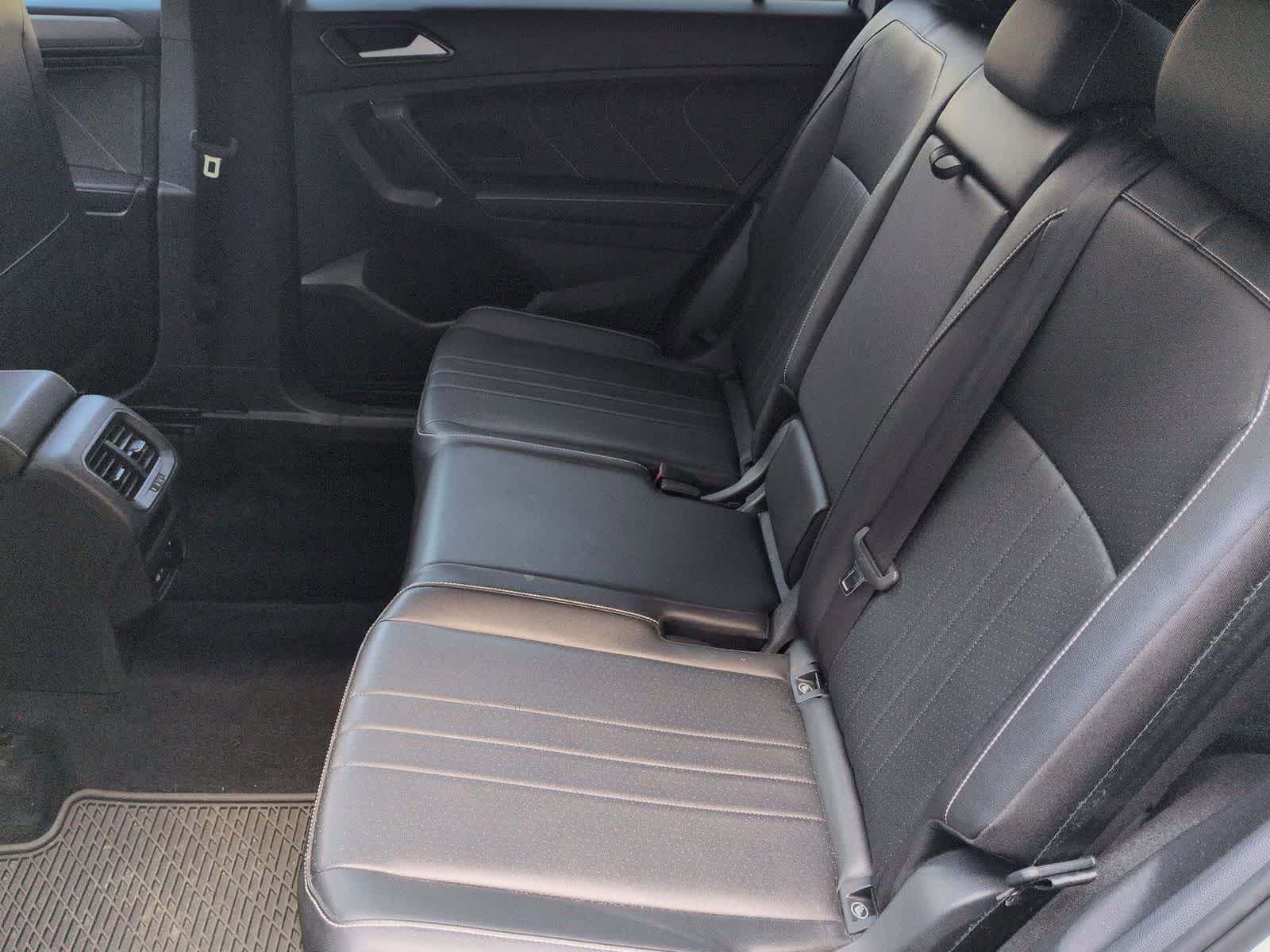 Thumbnail: 2022 Volkswagen Tiguan - 21