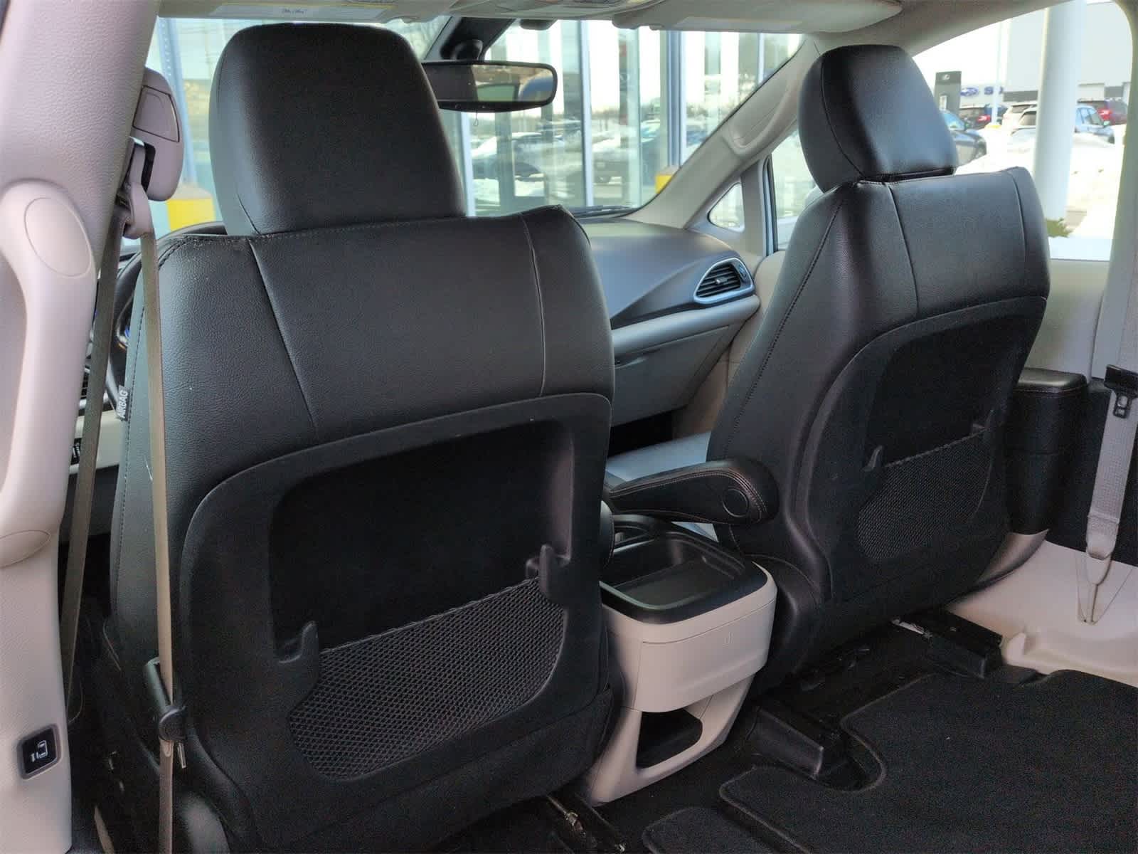 Thumbnail: 2020 Chrysler Pacifica - 19