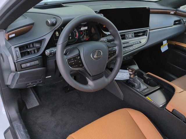 Thumbnail: 2025 Lexus ES - 10