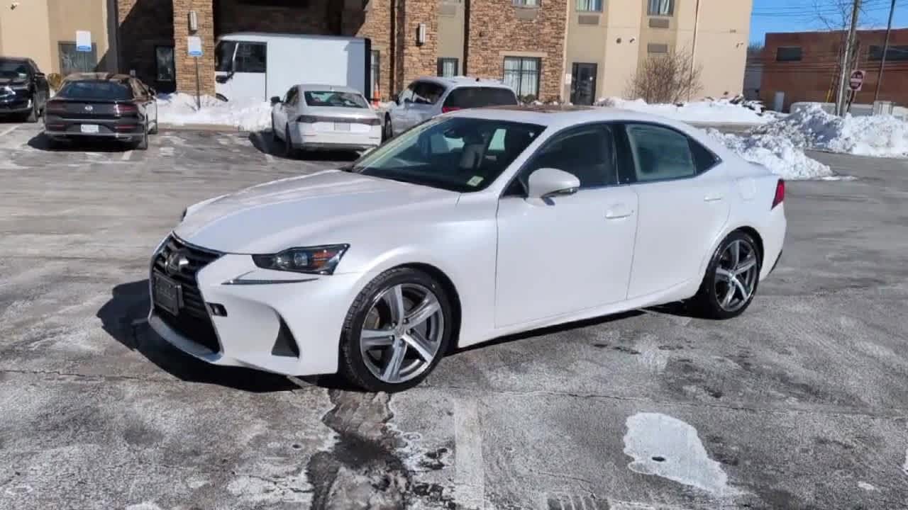 Thumbnail: 2017 Lexus IS - 4