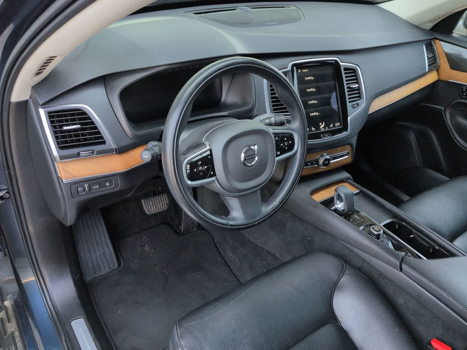 Thumbnail: 2022 Volvo XC90 - 10