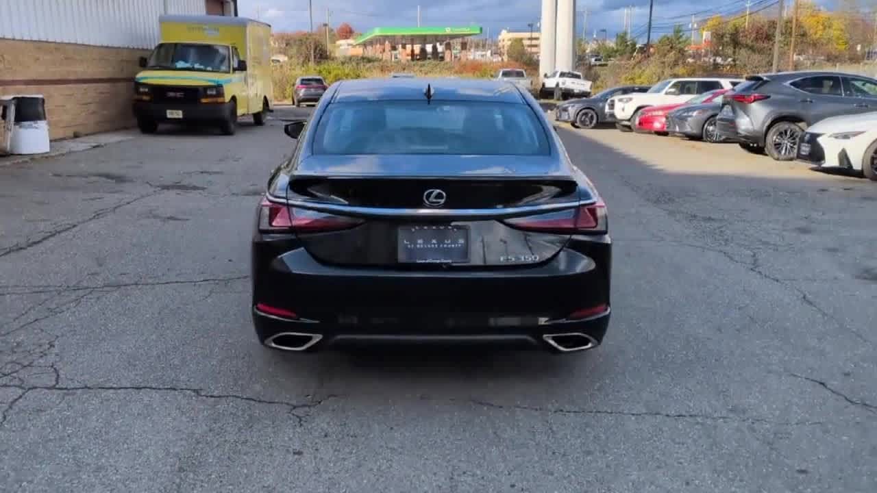 Thumbnail: 2023 Lexus ES - 7