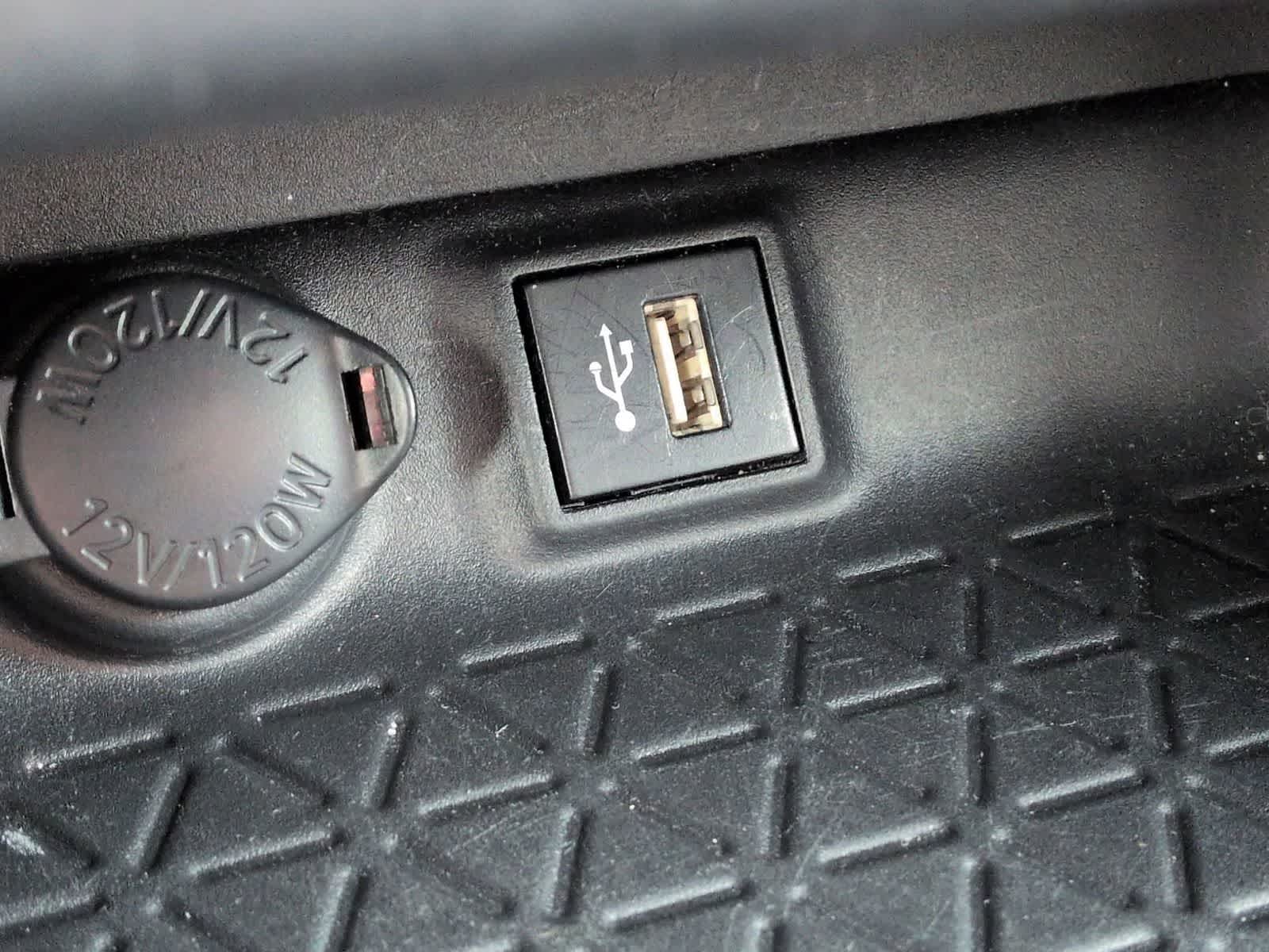 Thumbnail: 2024 Toyota RAV4 - 31