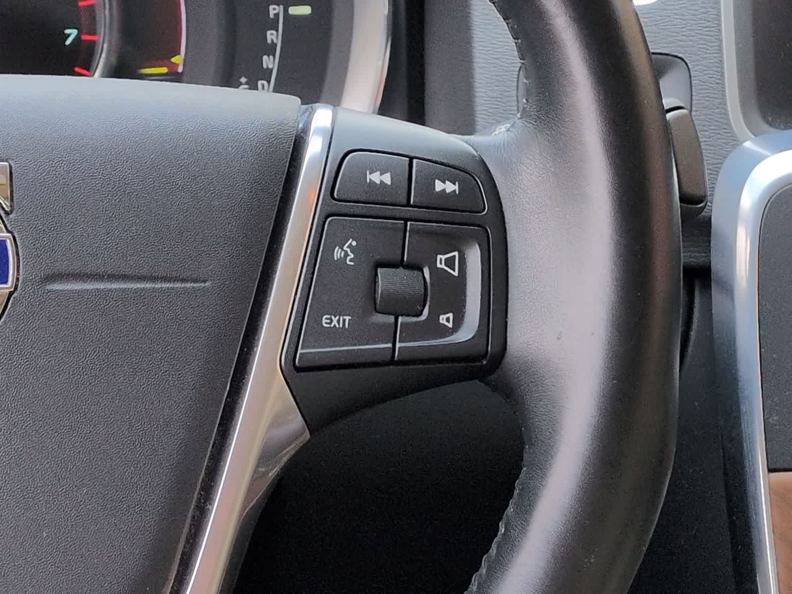 Thumbnail: 2016 Volvo S60 - 27