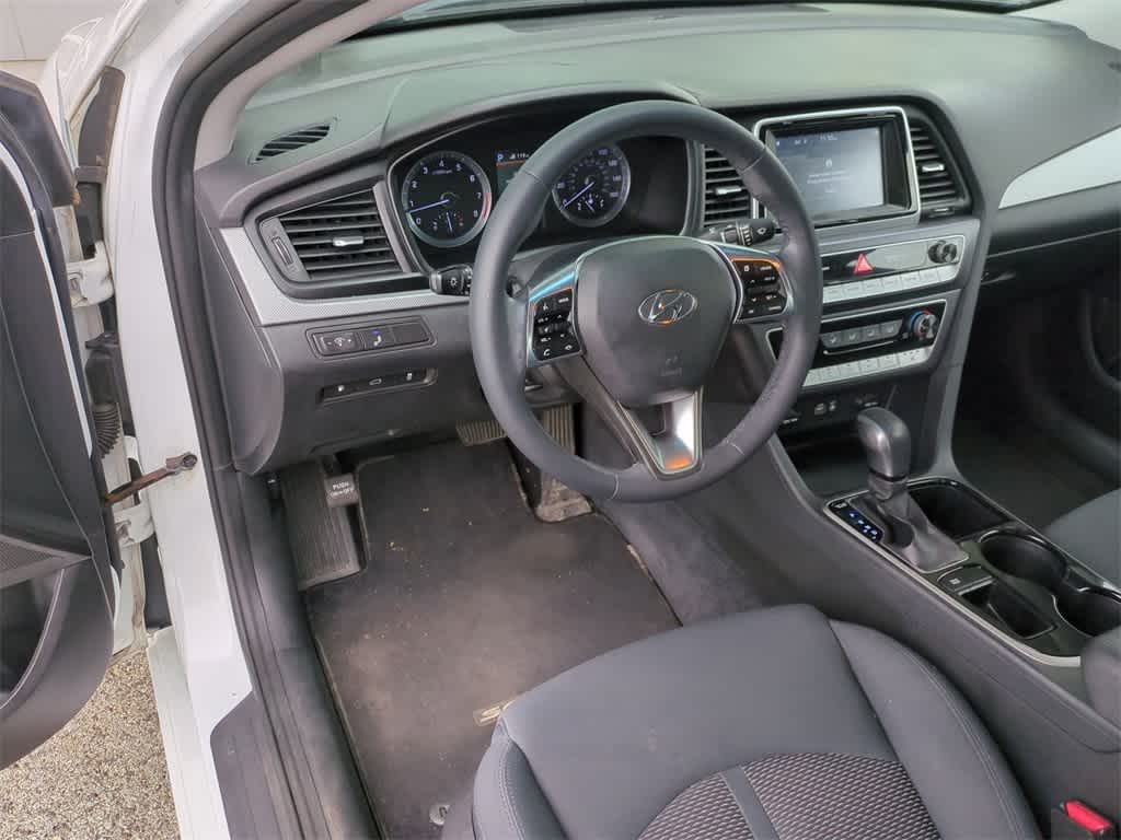 Thumbnail: 2018 Hyundai Sonata - 10