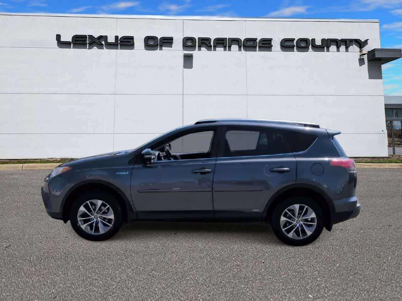 Thumbnail: 2018 Toyota RAV4 - 5