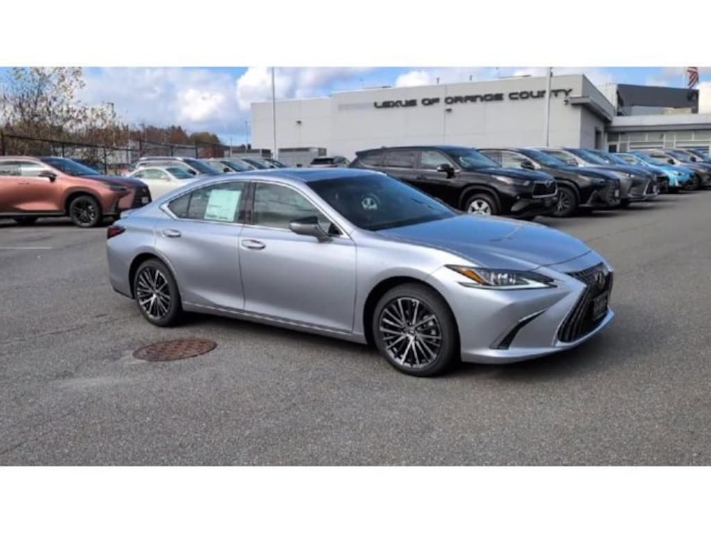 New 2025 Lexus ES ES 350 SEDAN