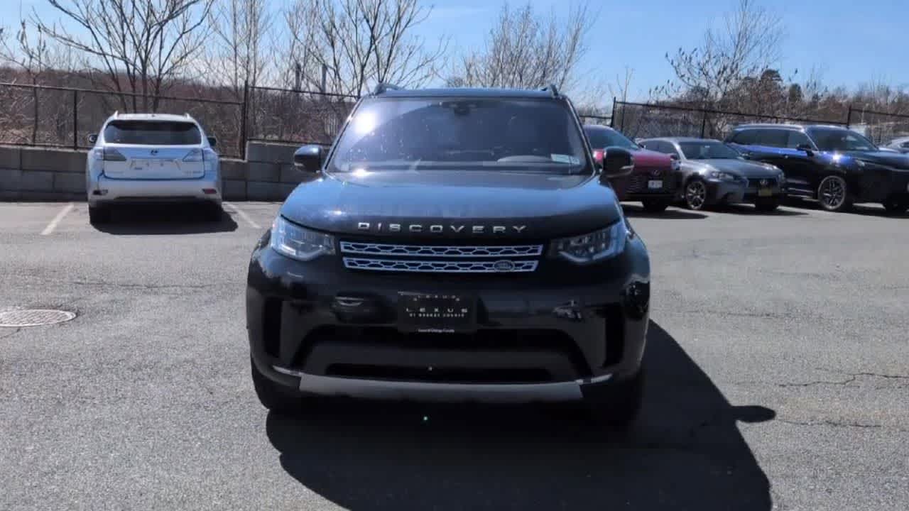 Thumbnail: 2020 Land Rover Discovery - 3