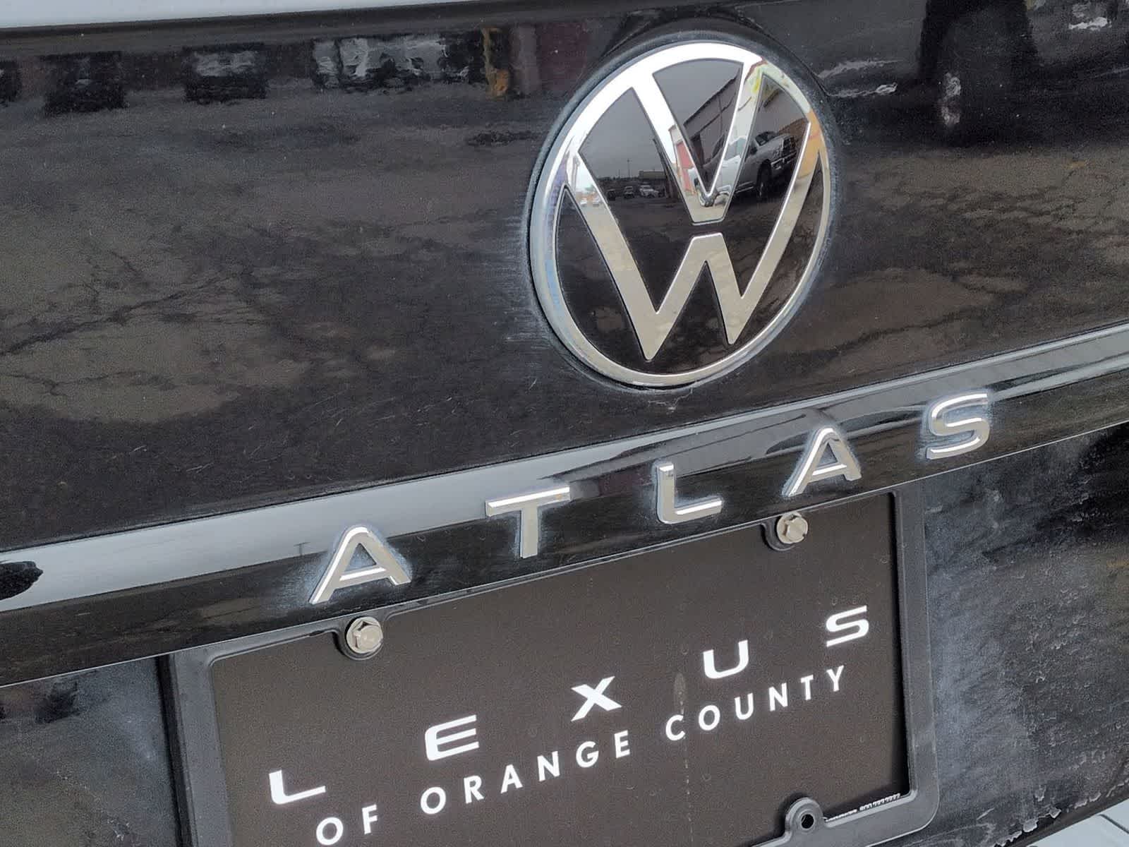 Thumbnail: 2023 Volkswagen Atlas - 13