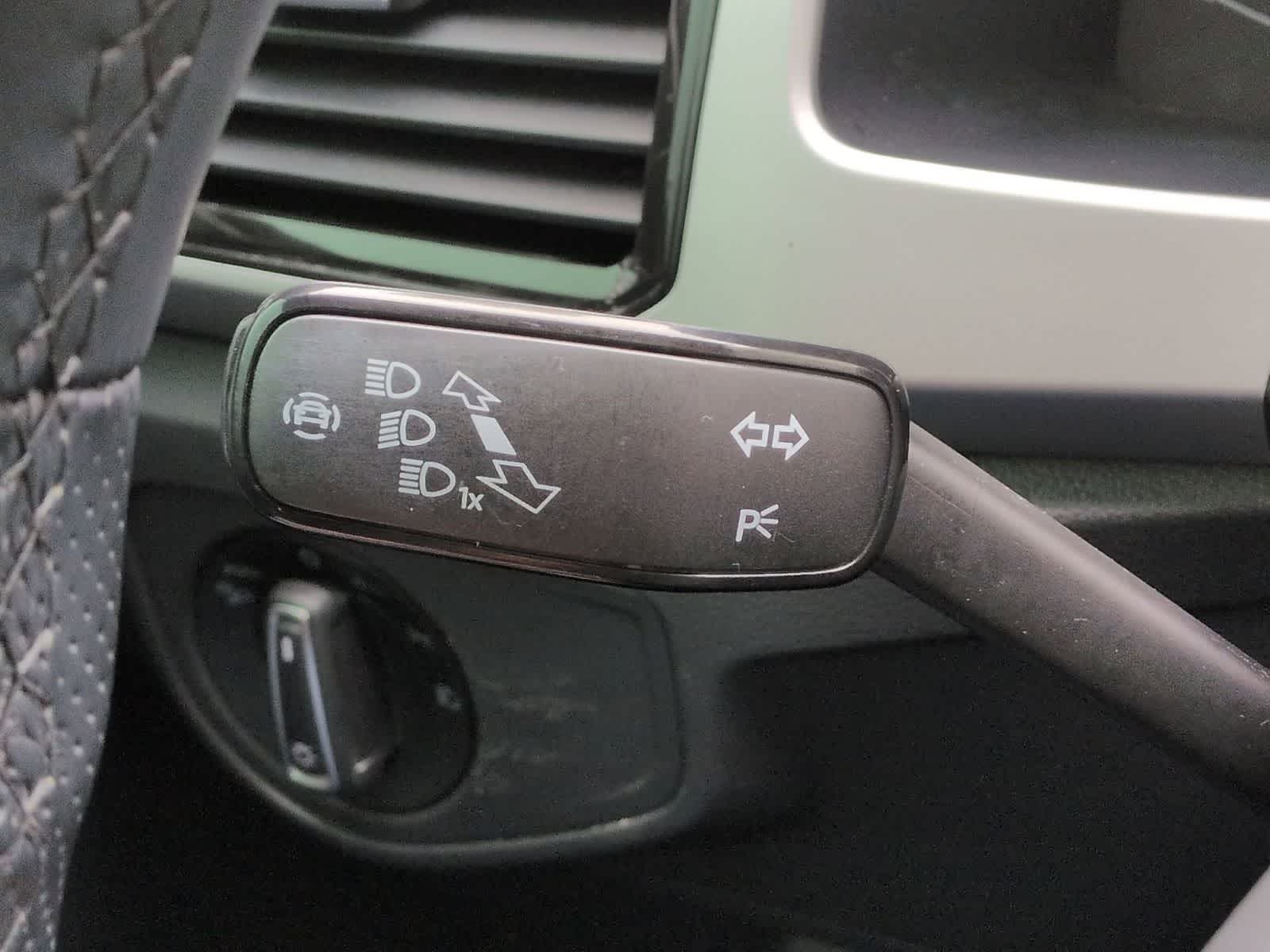 Thumbnail: 2023 Volkswagen Atlas - 29