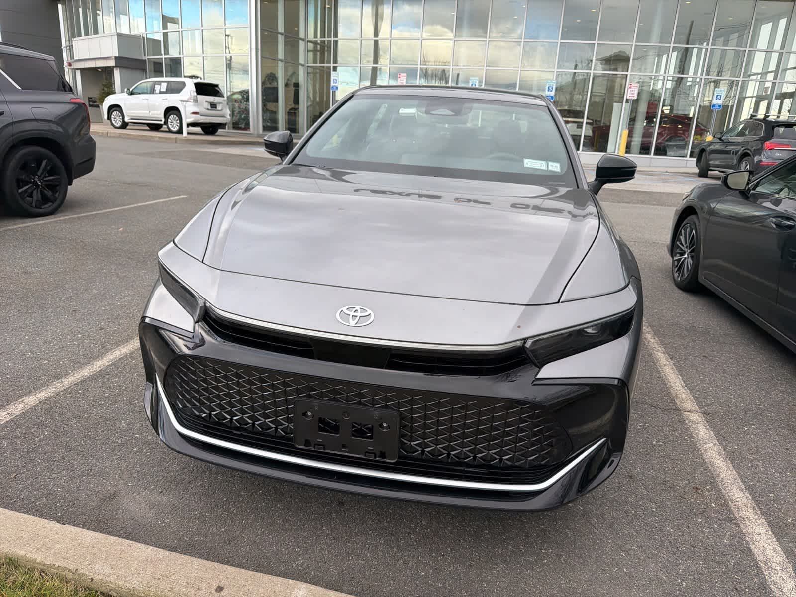 2026 Toyota Crown XLE photo 4