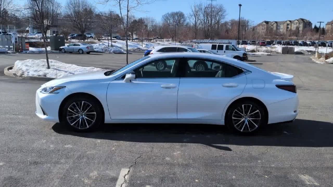 Thumbnail: 2025 Lexus ES - 5