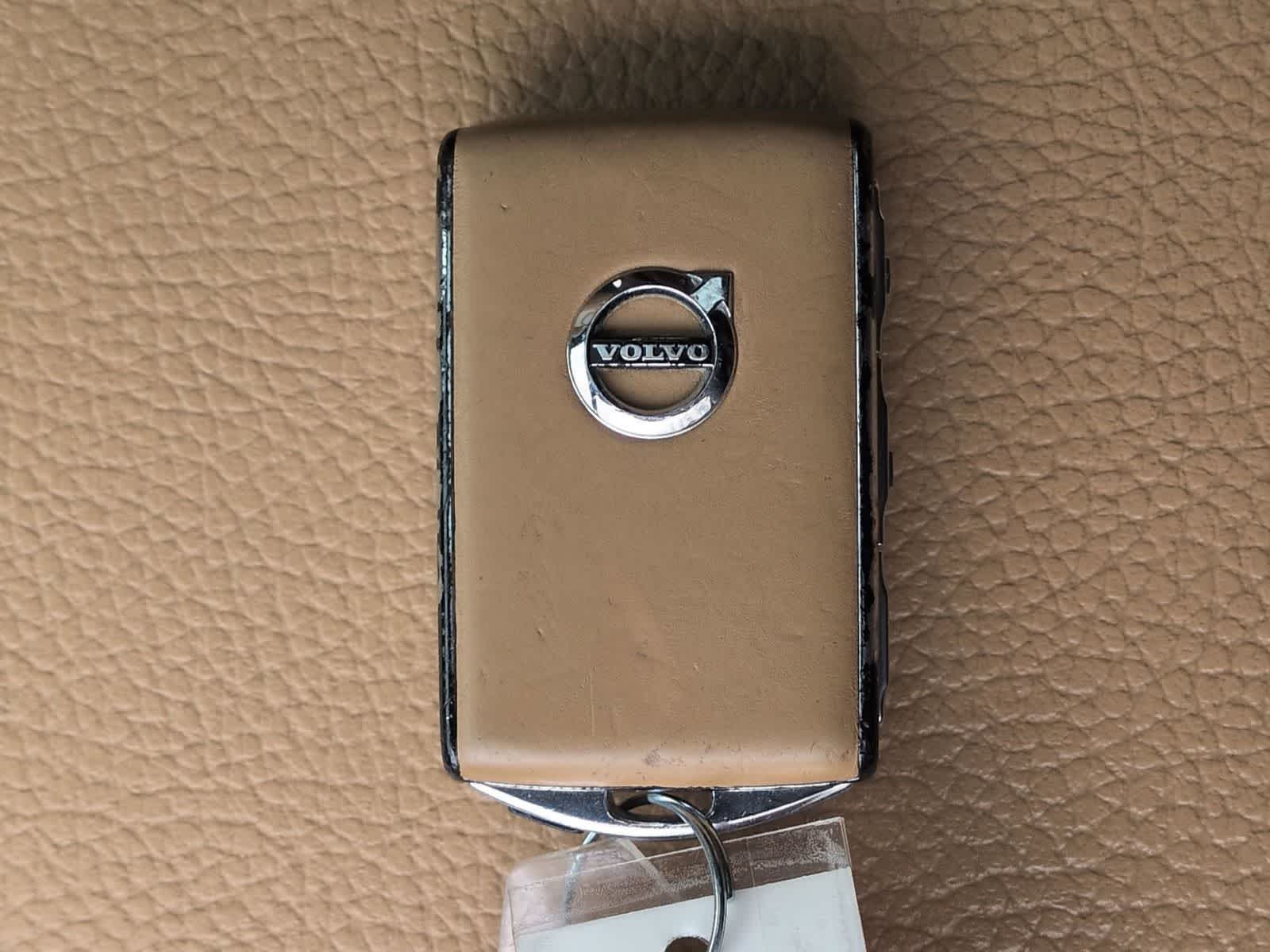 Thumbnail: 2018 Volvo XC60 - 36