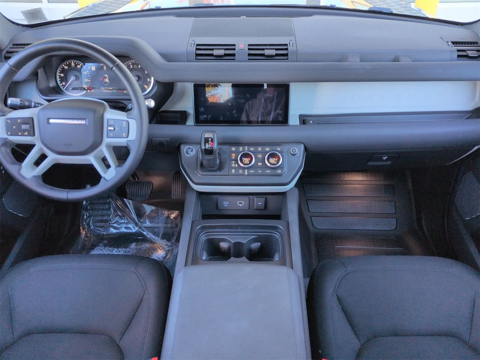 Thumbnail: 2020 Land Rover Defender - 16