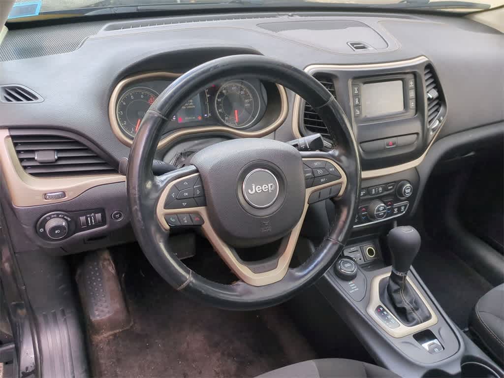 Thumbnail: 2016 Jeep Cherokee - 10