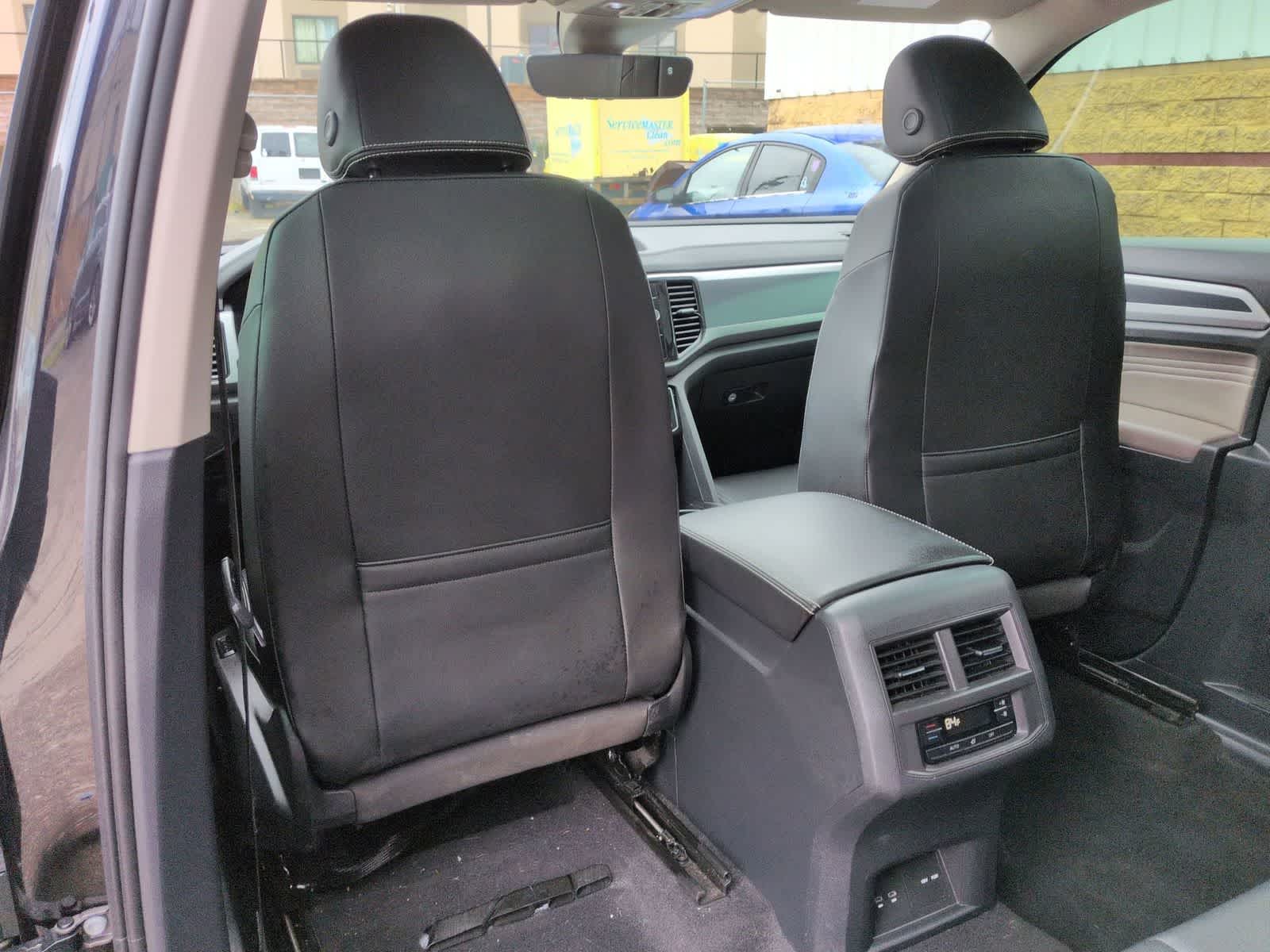 Thumbnail: 2023 Volkswagen Atlas - 19