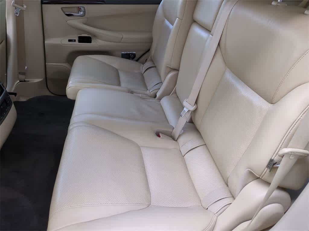 Thumbnail: 2013 Lexus LX - 21
