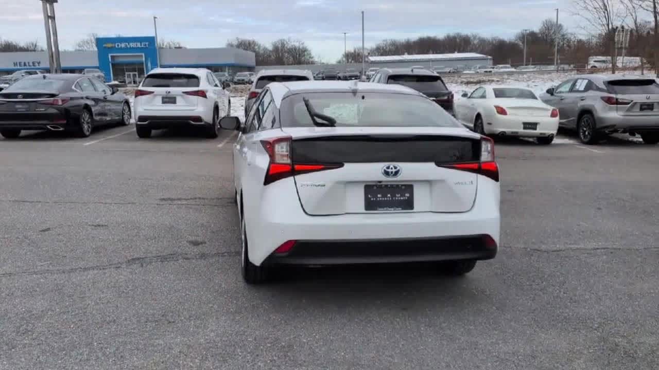 Thumbnail: 2022 Toyota Prius - 7