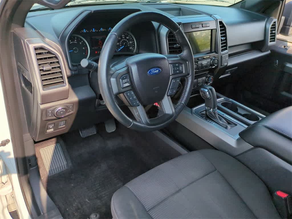 2017 Ford F-150 XLT 10