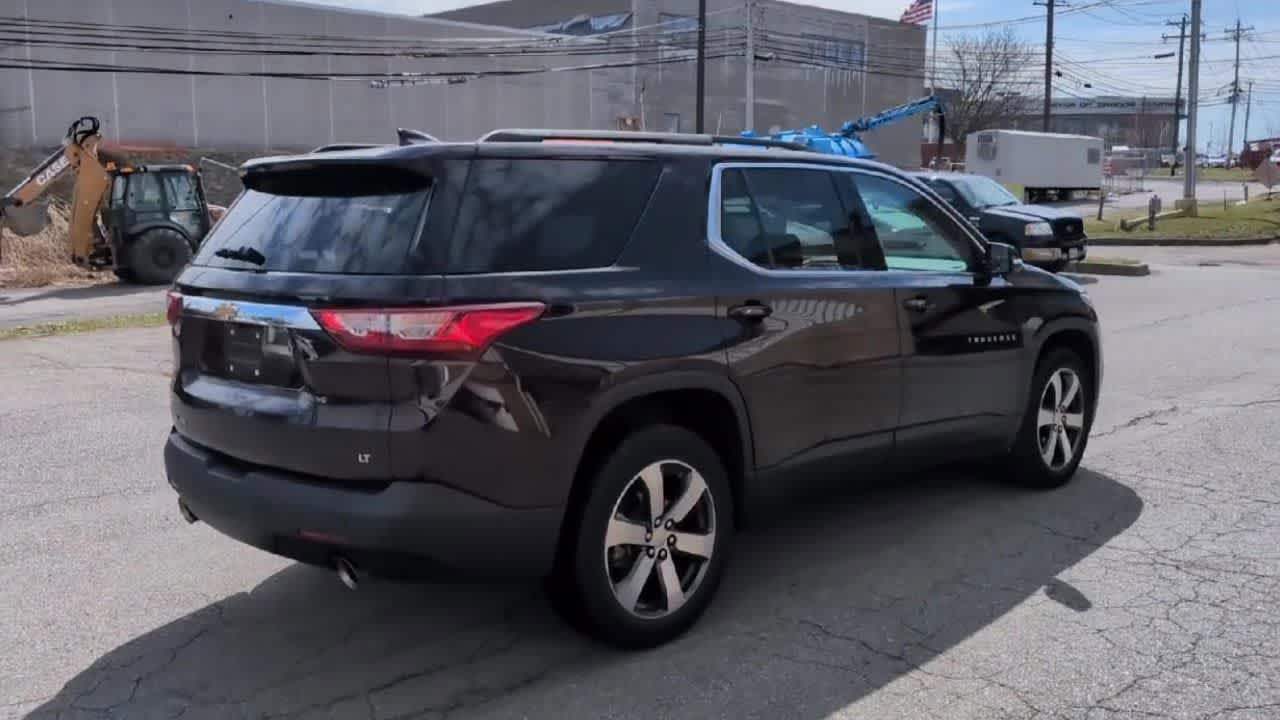 Thumbnail: 2020 Chevrolet Traverse - 8