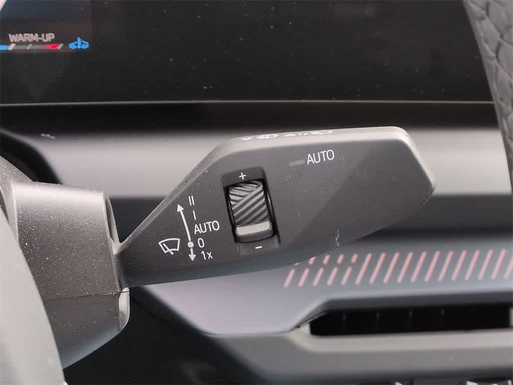 Thumbnail: 2025 BMW 2 Series - 26