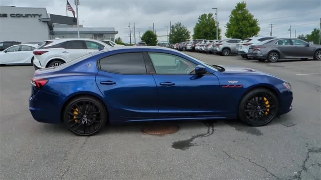 Thumbnail: 2022 Maserati Ghibli - 9