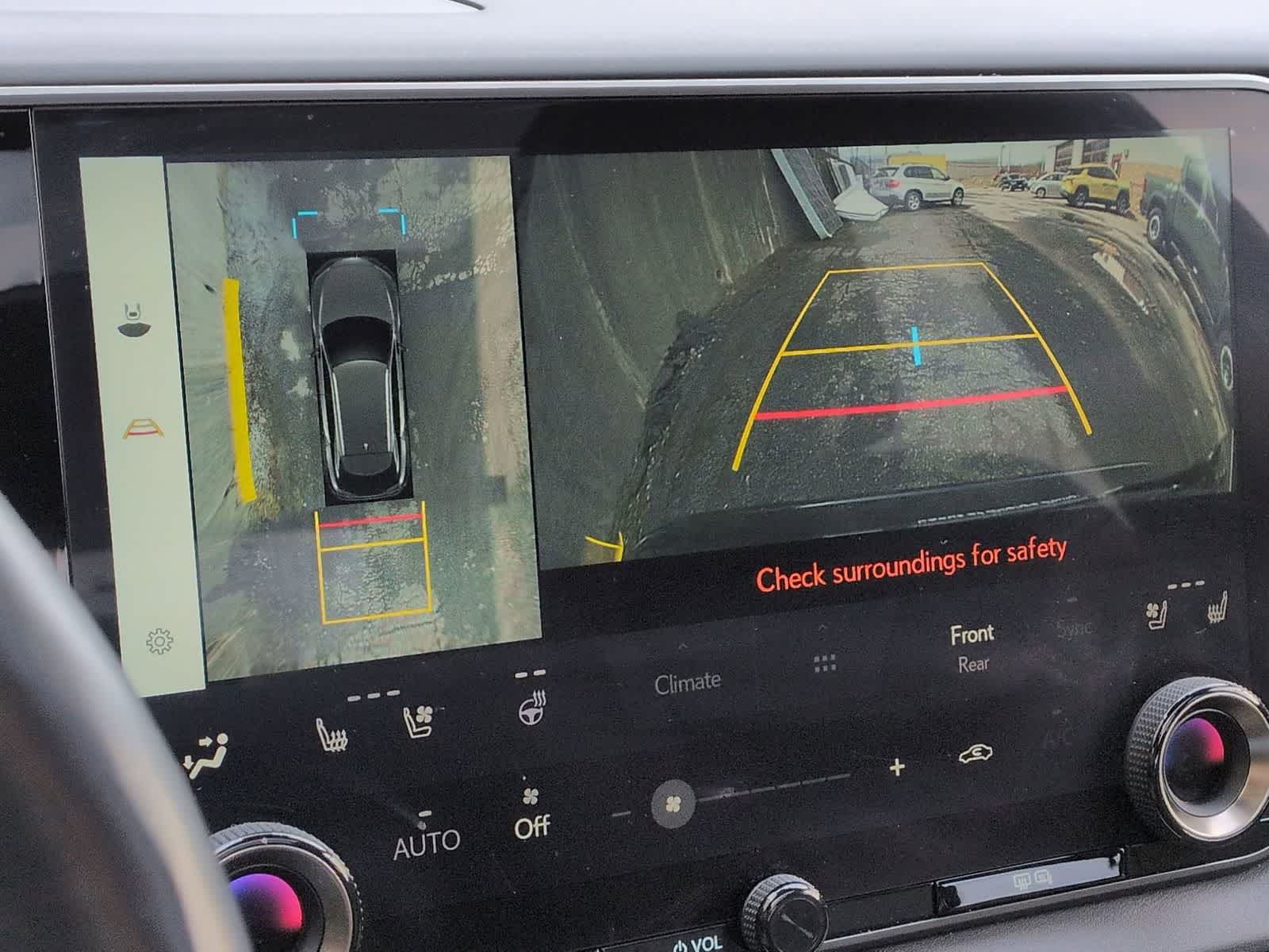 Thumbnail: 2023 Lexus RX - 31