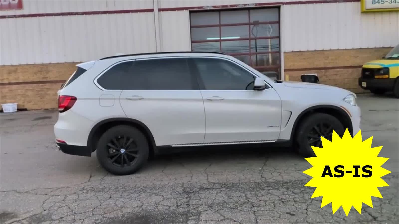 Thumbnail: 2015 BMW X5 - 9