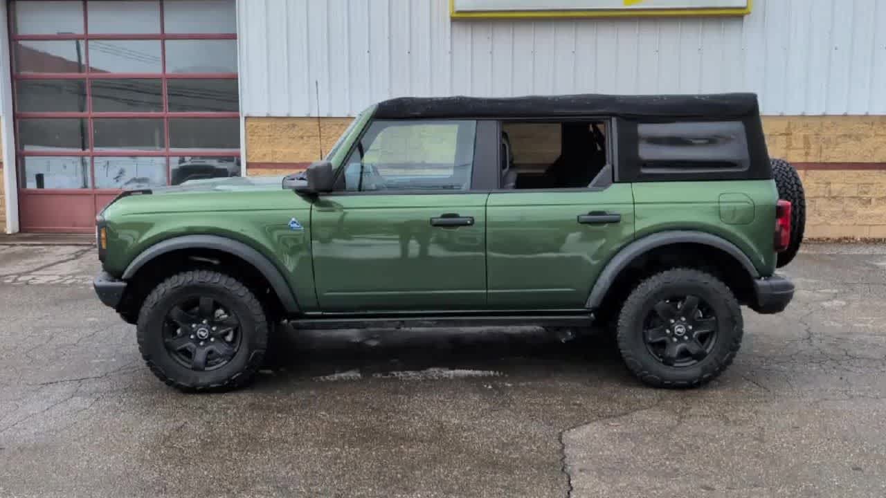 Thumbnail: 2022 Ford Bronco - 5