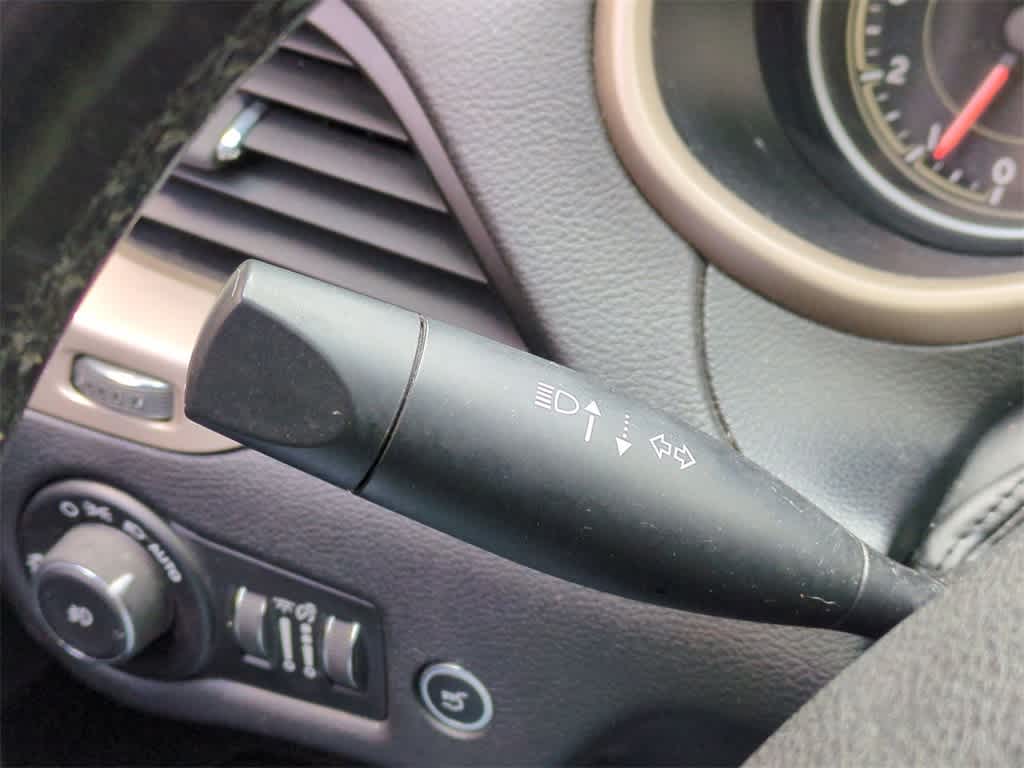 Thumbnail: 2016 Jeep Cherokee - 29