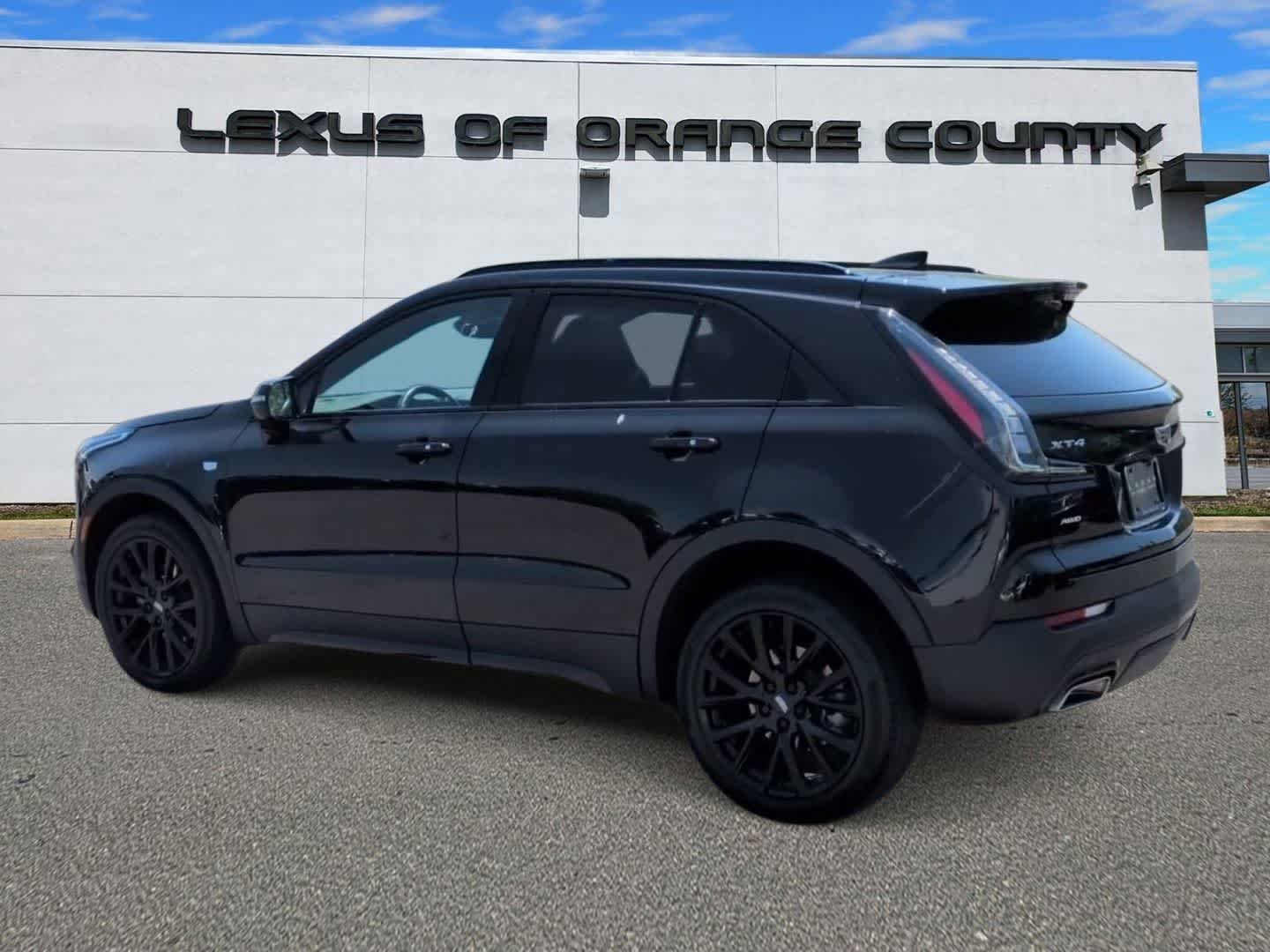 Thumbnail: 2023 Cadillac XT4 - 6