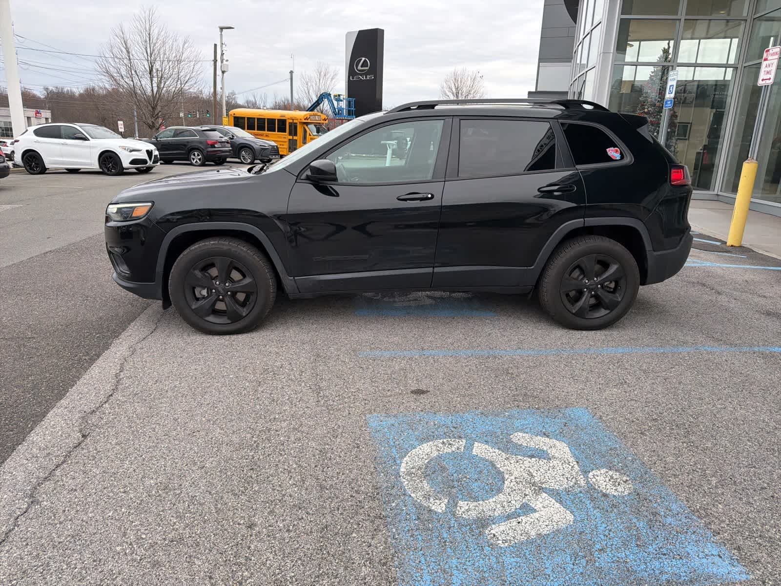 2019 Jeep Cherokee Latitude photo 4