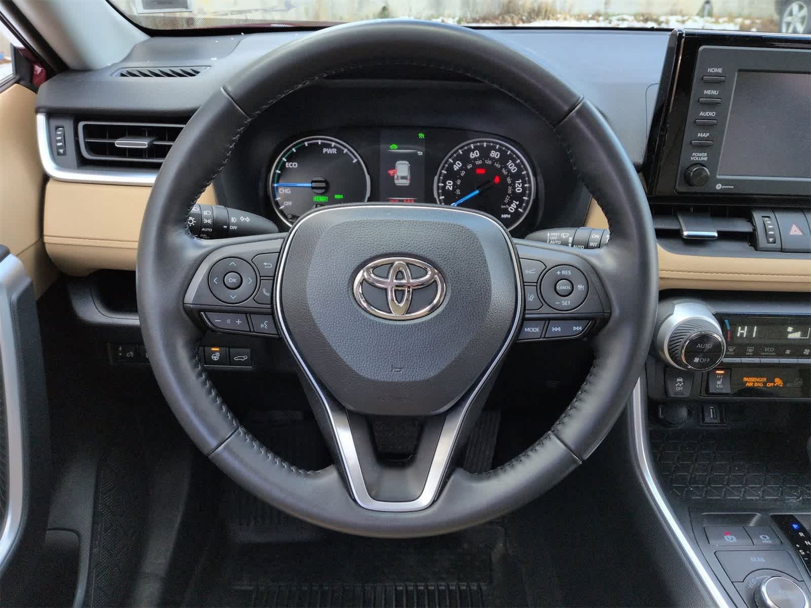 Thumbnail: 2022 Toyota RAV4 - 25