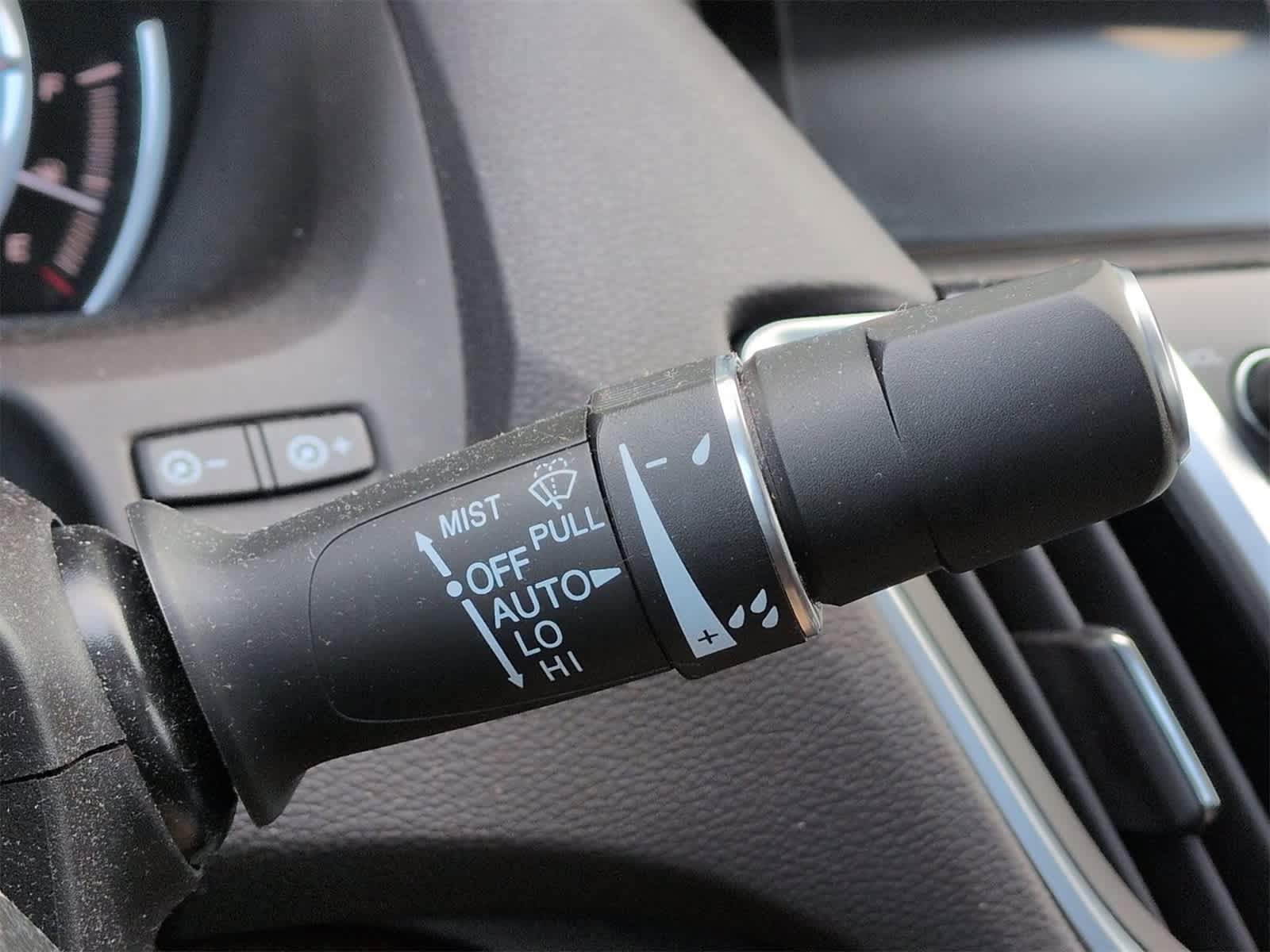 Thumbnail: 2015 Acura TLX - 28