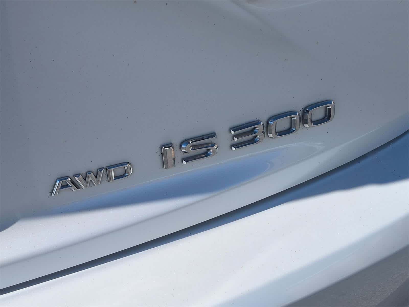 Thumbnail: 2017 Lexus IS - 13