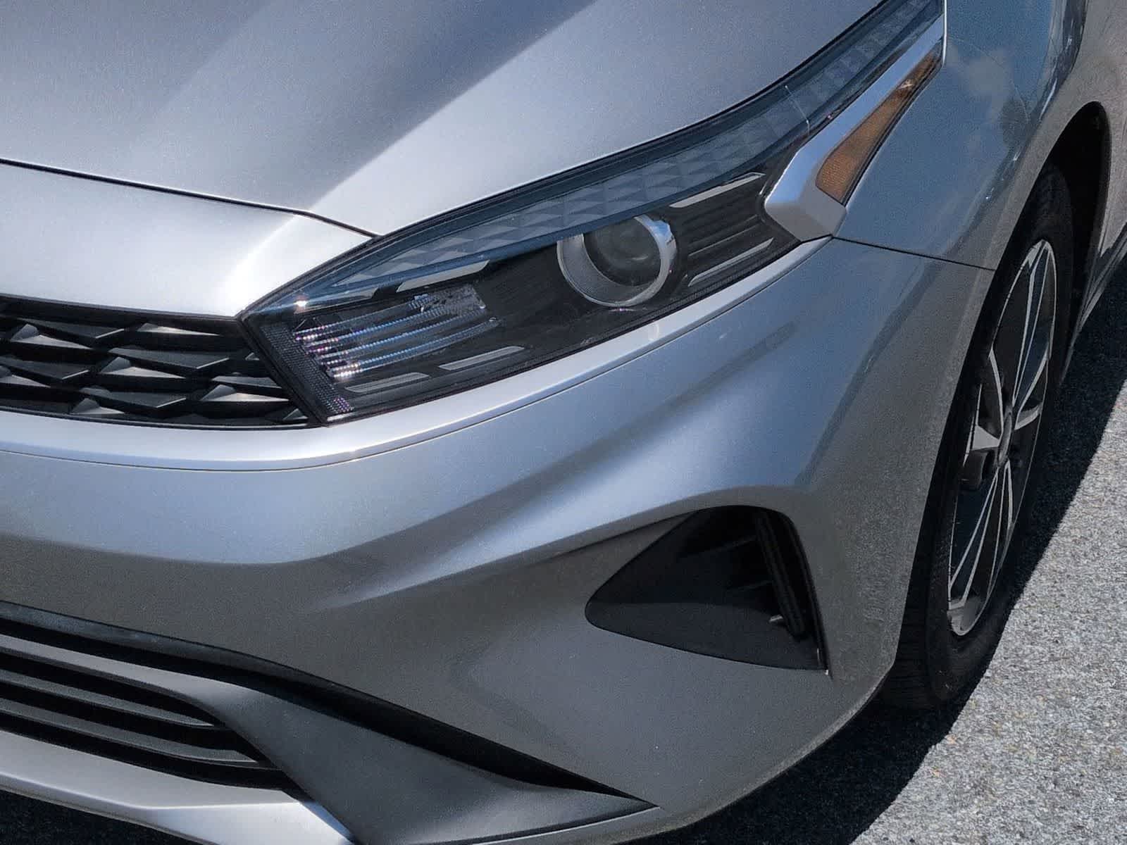 Thumbnail: 2023 Kia Forte - 11