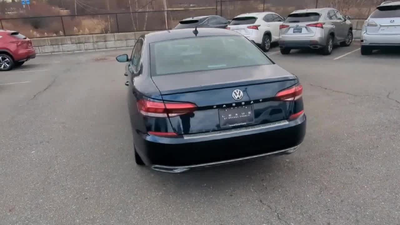 Thumbnail: 2022 Volkswagen Passat - 7