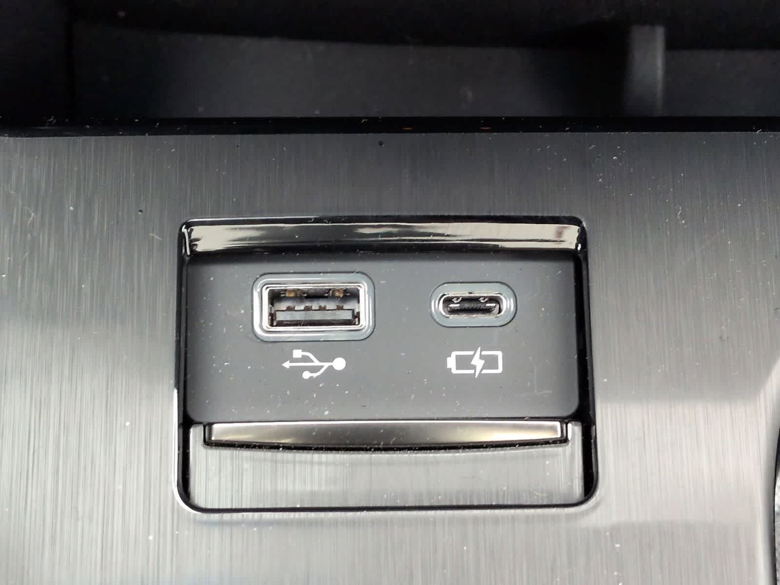 Thumbnail: 2025 Lexus ES - 33