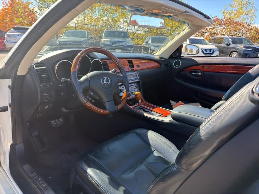 Thumbnail: 2005 Lexus SC - 10