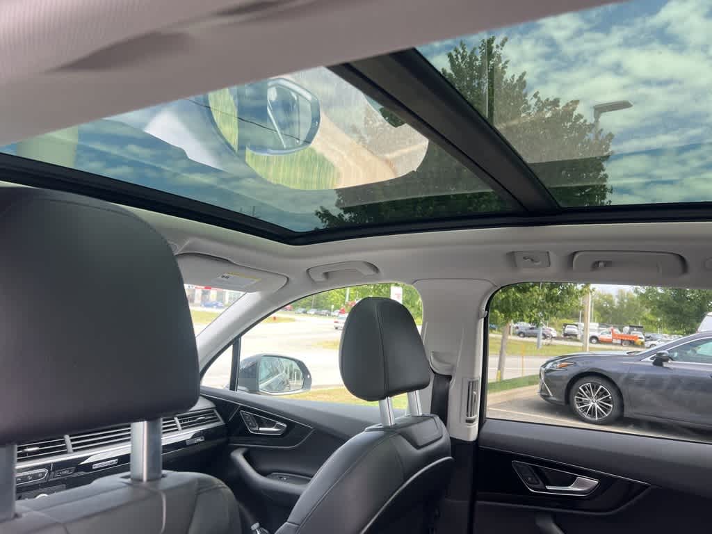 Thumbnail: 2019 Audi Q7 - 3