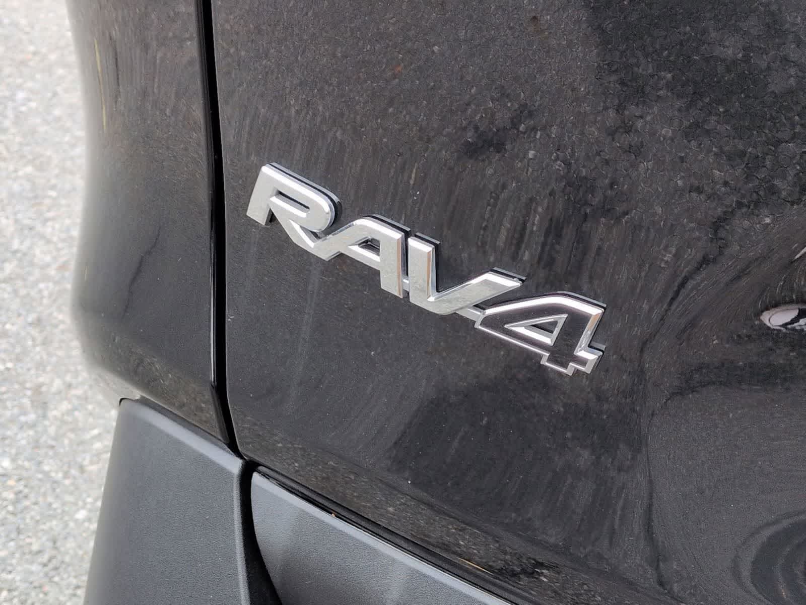 Thumbnail: 2024 Toyota RAV4 - 13