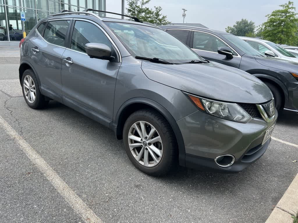 Thumbnail: 2019 Nissan Rogue Sport - 2