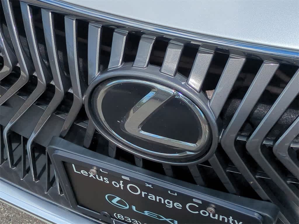 Thumbnail: 2021 Lexus ES - 12