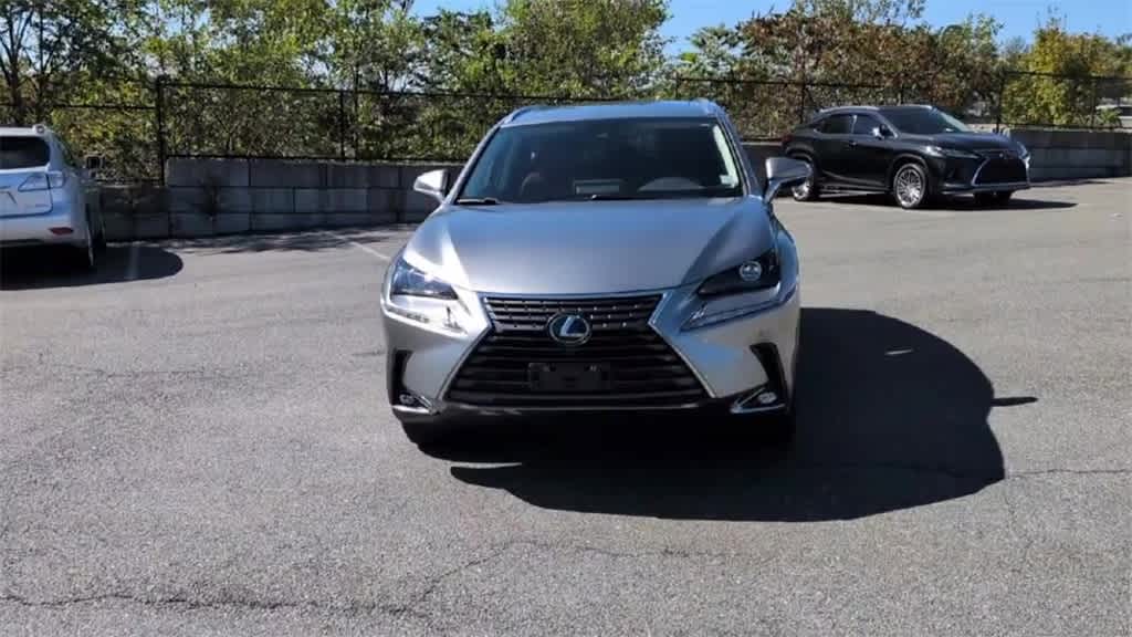 2021 Lexus NX 300 photo 3