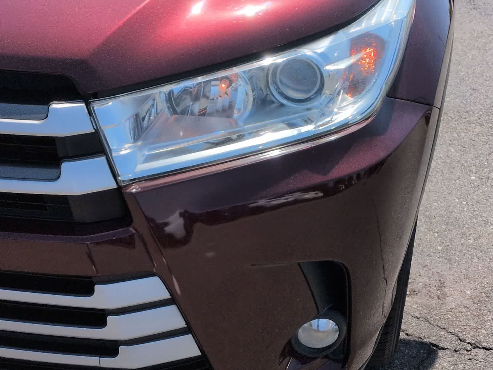 Thumbnail: 2019 Toyota Highlander - 11