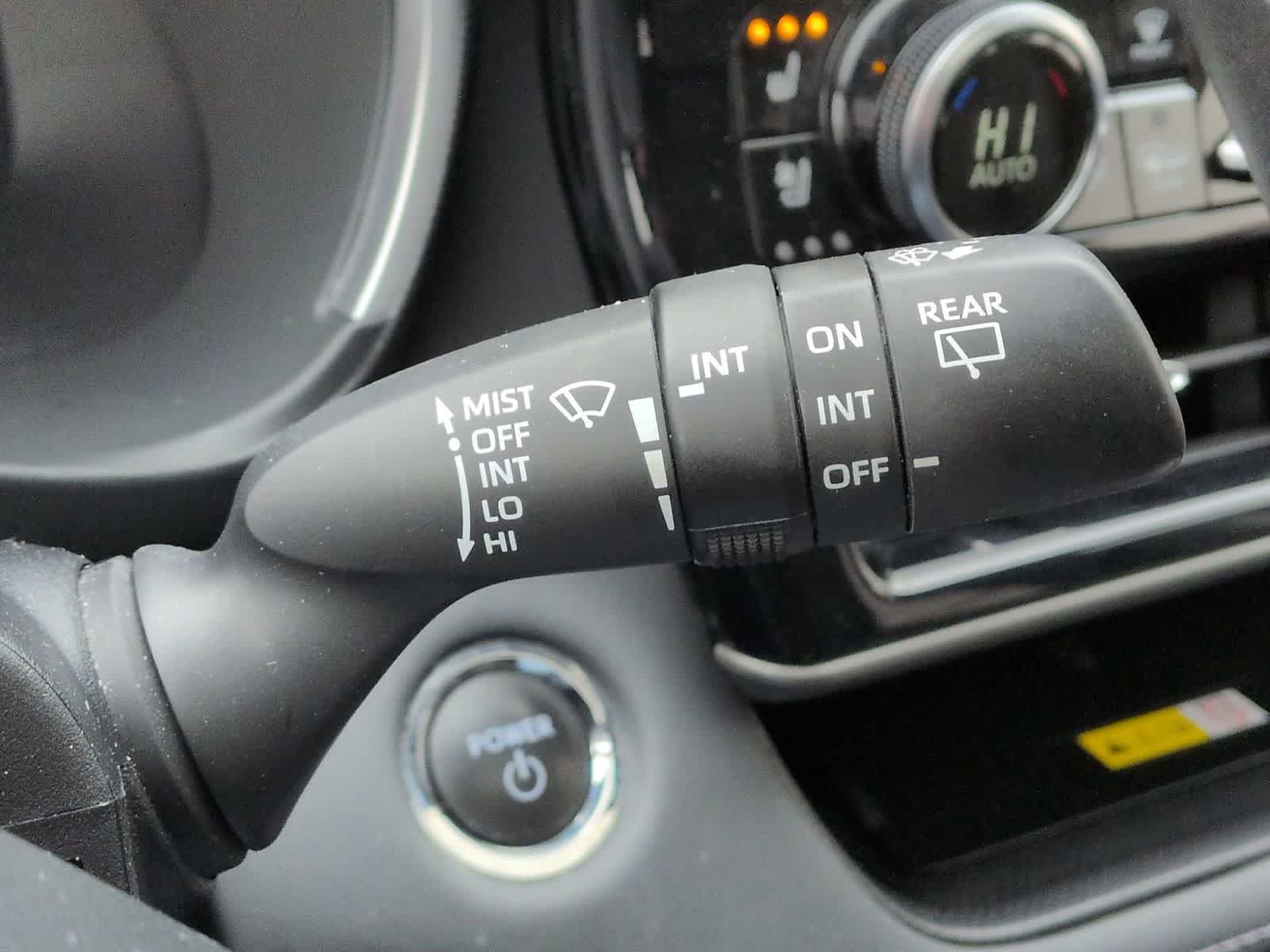 Thumbnail: 2023 Toyota Highlander - 28