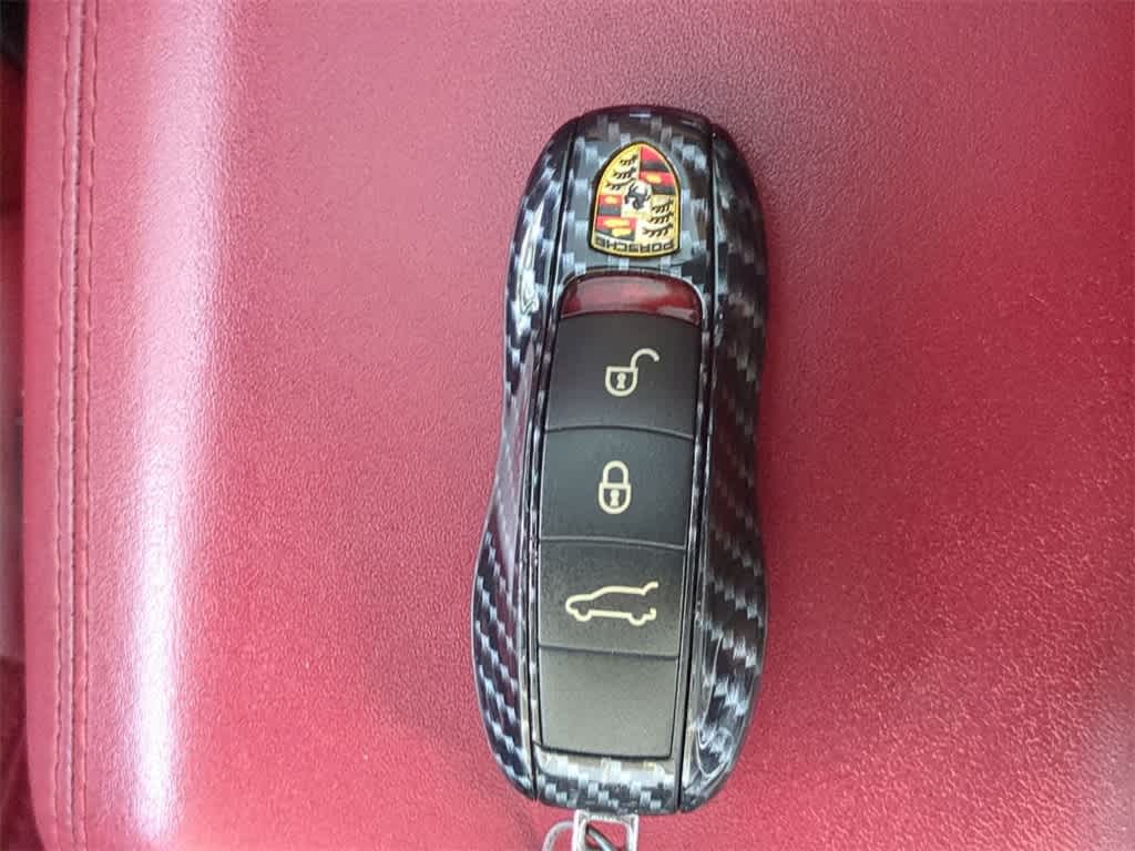 Thumbnail: 2017 Porsche Macan - 37