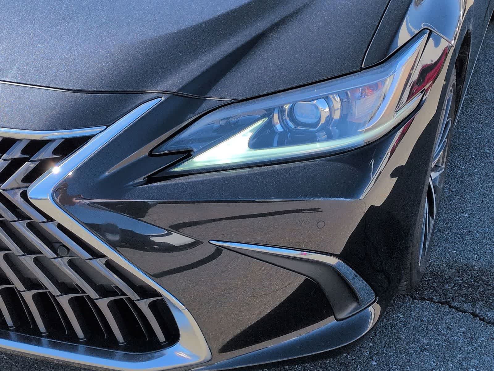 Thumbnail: 2025 Lexus ES - 11