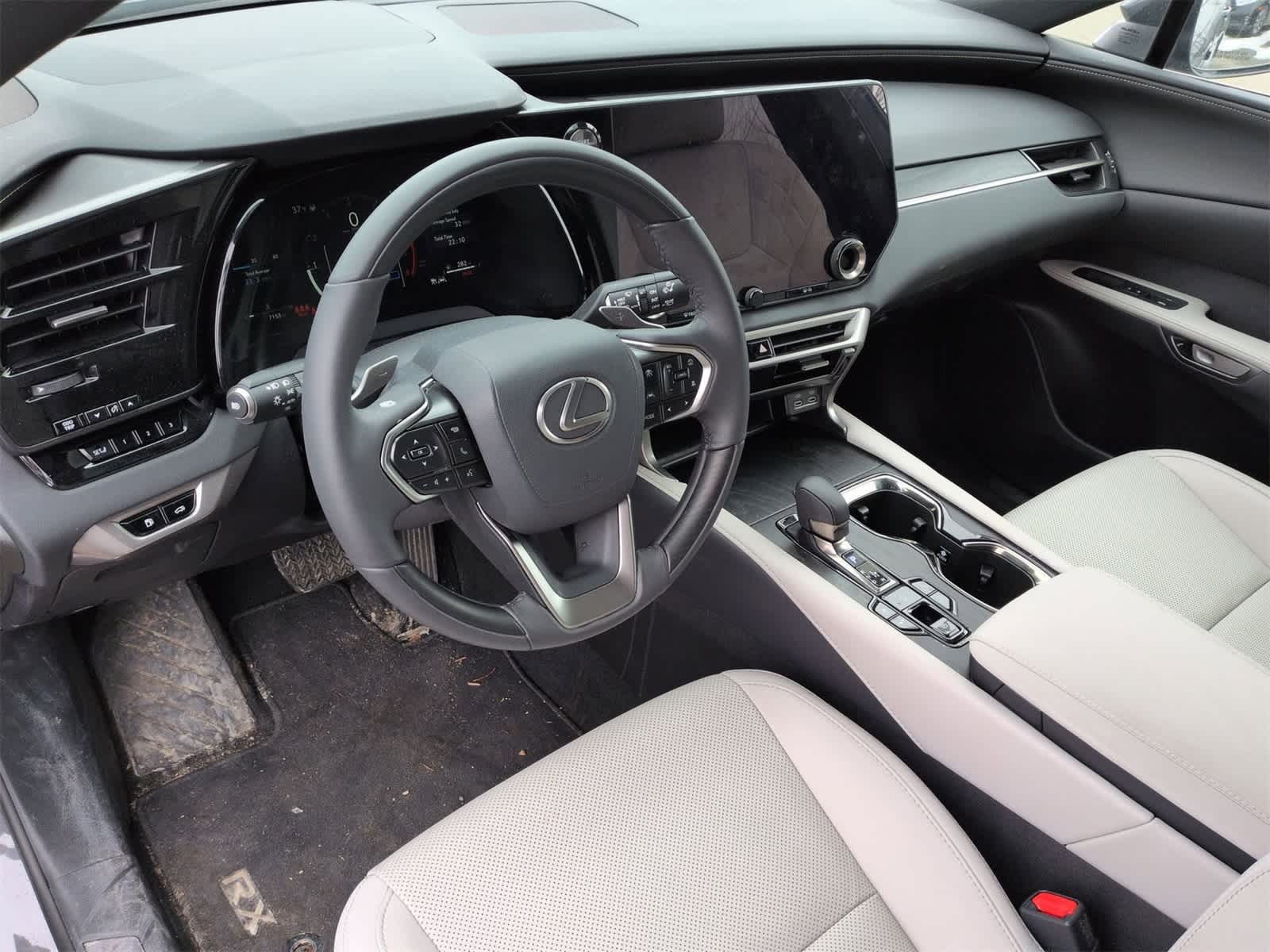 Thumbnail: 2025 Lexus RX - 10